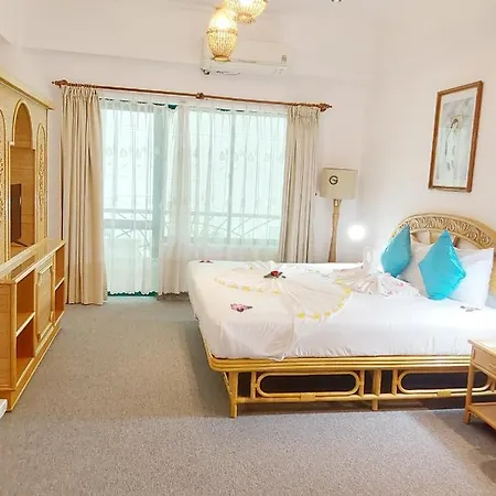 Green Ant Hotel Nha Trang Exterior photo