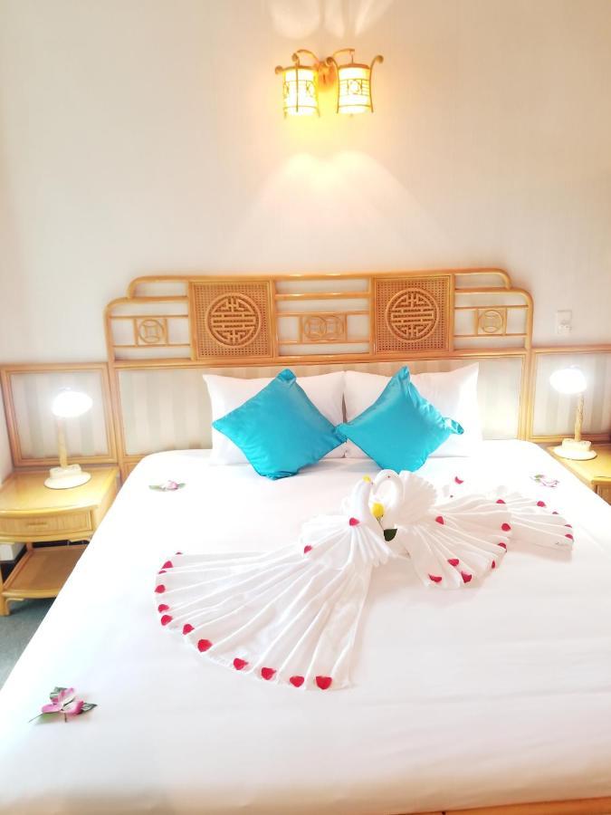 Khách sạn Ant Nha Trang